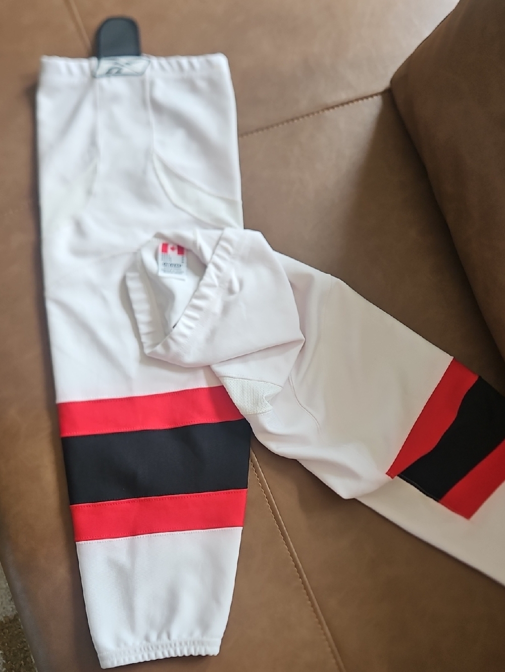 Reebok White Red Black Striped Men's Hockey Pants/Gloves